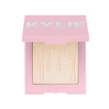 Kylie Kylighter Pressed Illuminating Powder – (0.28 oz)