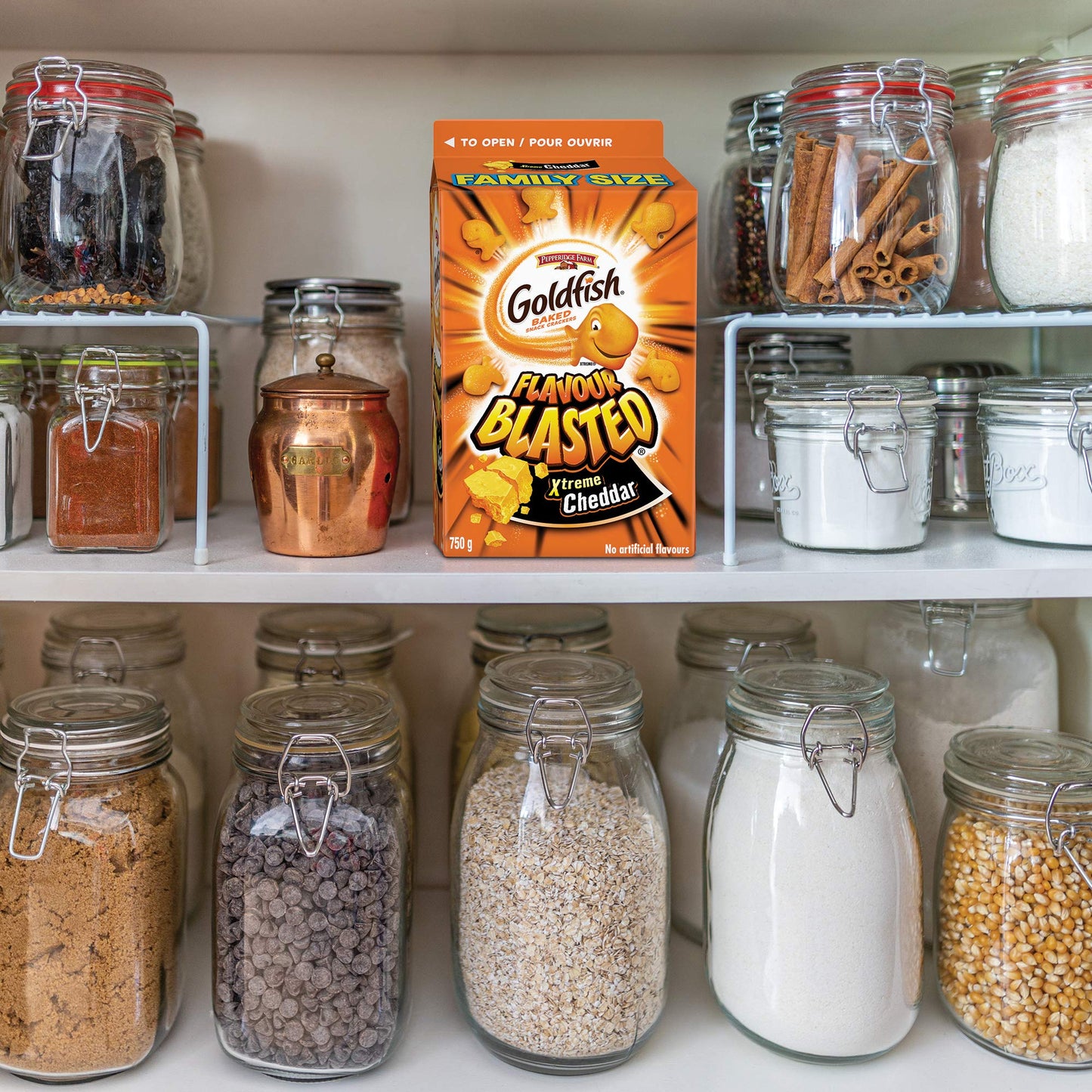 Pepperidge Farm Goldfish Flavour Blasted Xtreme Cheddar Crackers, 750 Grams