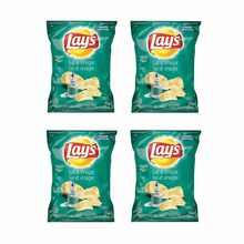 Lay's Salt & Vinegar Tangy Potato Chips - 4 Snack Pack (40g)