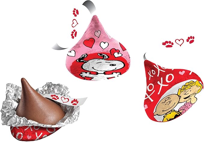 HERSHEY'S KISSES SNOOP & Friends Heart Box, Chocolate Candy Gift, 160g